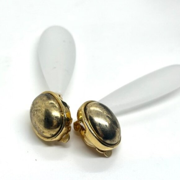 HANDMADE VINTAGE FROSTED TEARDROP CLIP ON EARRINGS ANTIQUED GOLD TONE LONG - Picture 12 of 12